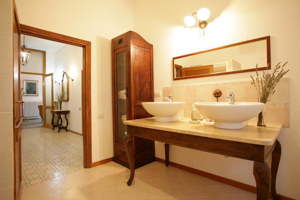 Villa Poliziana San Benedetto Montepulciano Stazione Pokoj fotografie